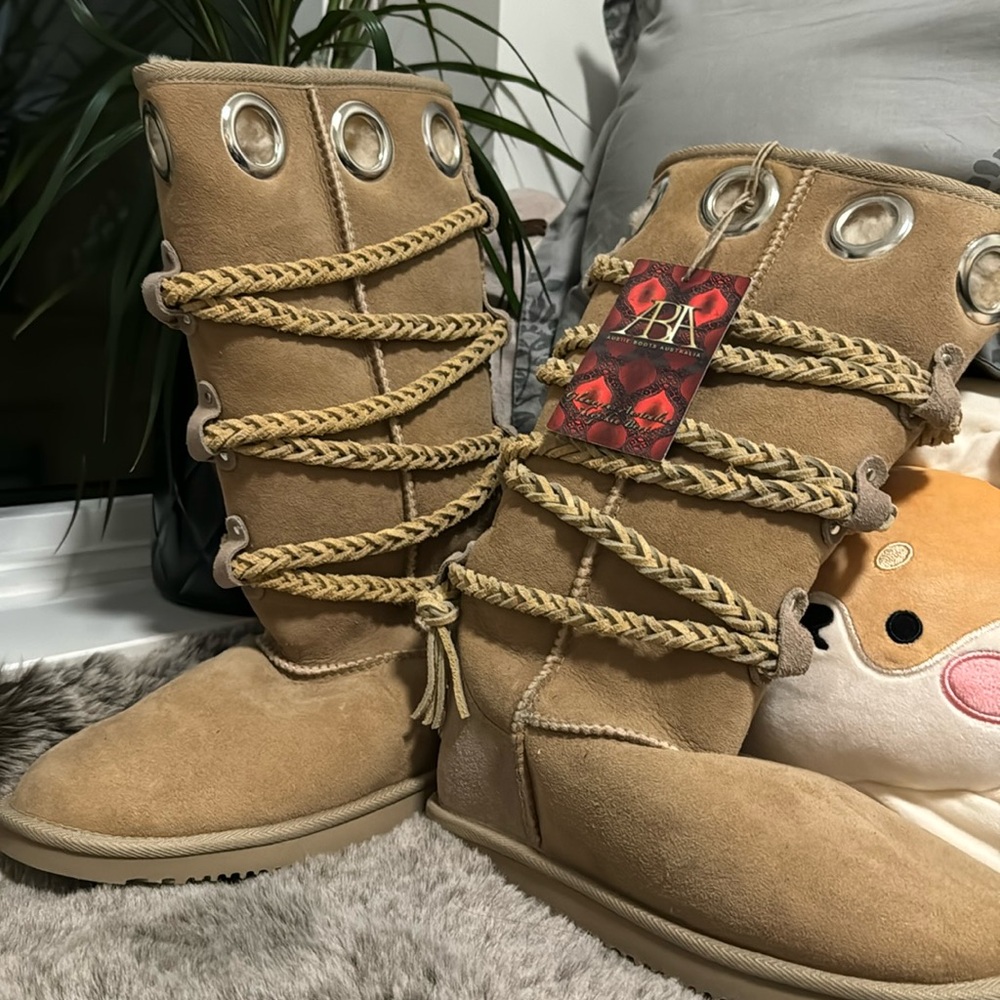 Ausiie Boots Australia - Winter Sheepskin Tall Boots - US6 - Beige